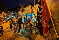 Velodemo in Zürich bei Nacht.
