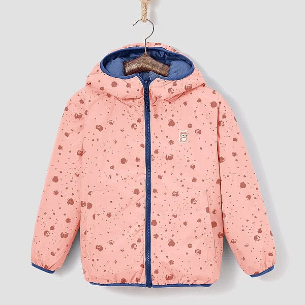 Die Jacke leuchtet im Dunkeln