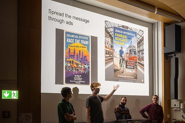 Mit kreativer Werbung soll das Rennen gegen das Tram beworben werden.