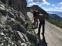 Mit einer Crowdfunding kampagne sollen die alpenstrassen ausgebessert werden