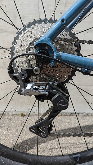 Van Dessel All Day Driver Gravelbike Test. GRX Kassette und Wechsel von Shimano.