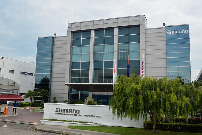 Die Vorwürfe betreffen nicht das Shimano-Werk in Malaysia selbst, sondern einen Zulieferbetrieb. Vorwürfe gegen Zulieferbetrieb von Shimano.