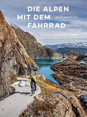 Buch Die Alpen mit dem Fahrrad.