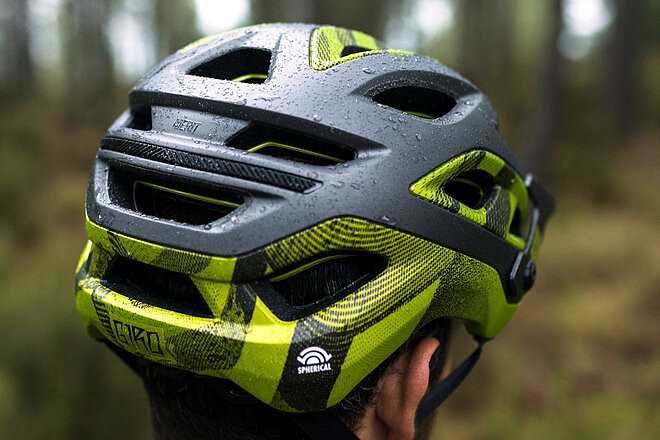 Giro ruft Merit Bikehelme zurück. 