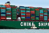 Containerschiff aus China