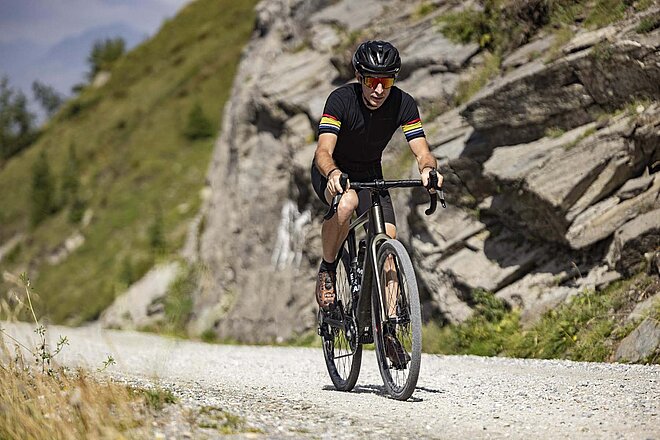 Look E-765 Gravelbike und E-Rennrad auf neuer Plattform.